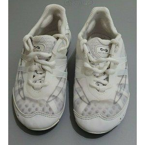 nfinity vengeance cheer shoes white size y13